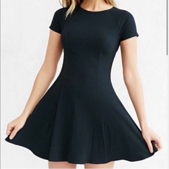Urban Outfitters BDG Ribbed Black Skater Mini Dress - Picture 4 of 4